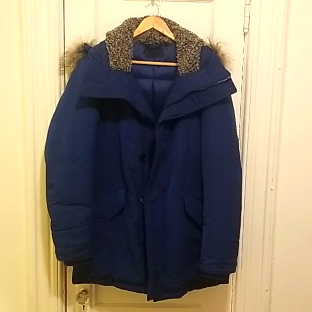 Men's Uniqlo blue parka jacket with hood, size M